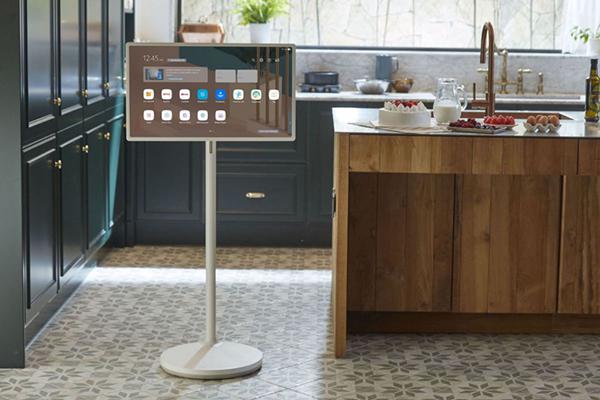LG 公布 StanbyME 落地式电视：27 英寸屏幕，内置电池