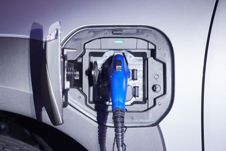 日系纯电车充电效率落后Tesla与韩厂 恐影响消费者购车意愿