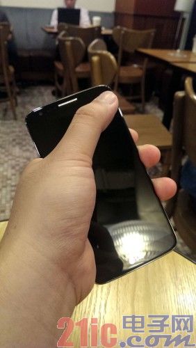 小米3迎战魅族新机 新老势力掀“路线之争”