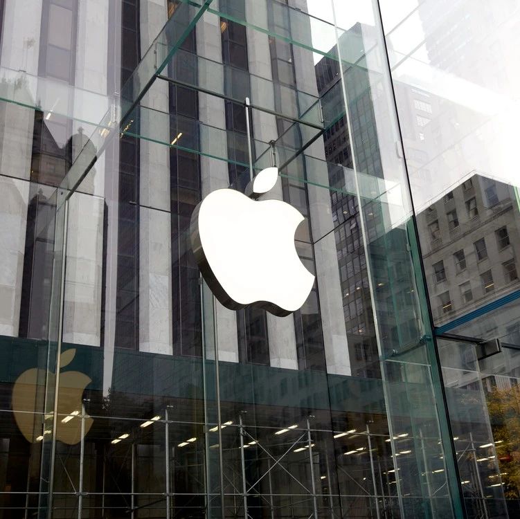 iPhone 12不送耳机和充电头？这张包装盒图片透露玄机