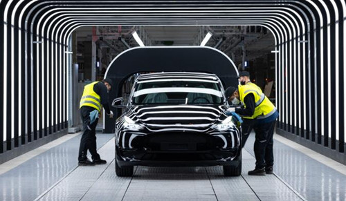 特斯拉柏林超级工厂正式开始交付Model Y 首批30位车主全是内部员工