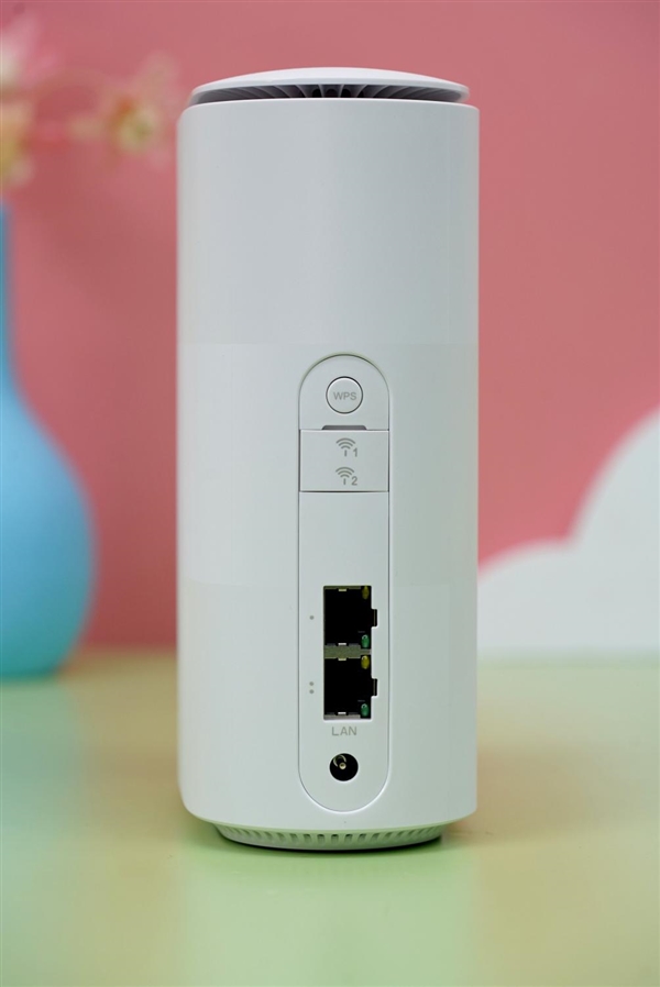 插卡、有线都能上网!中兴5G CPE 2 Pro开箱图赏