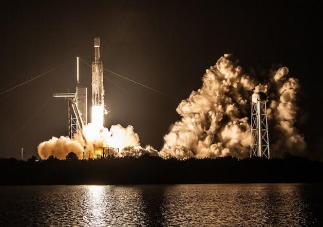 马斯克旗下SpaceX估值超1000亿美元 为全球第二大私营公司