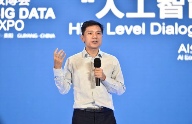 李彦宏委员五份提案都说了啥？支持自动驾驶商用和智能交通普及