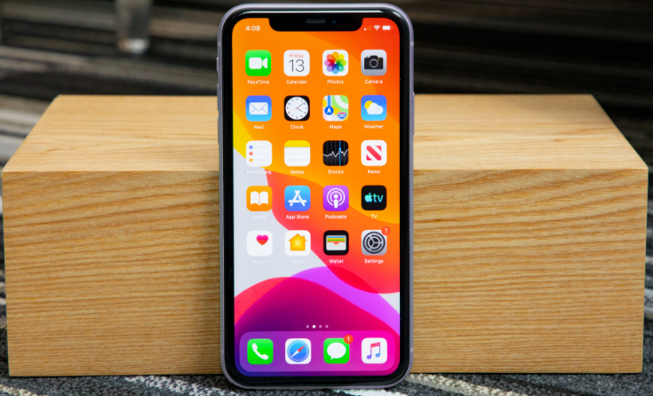 三星嘲讽iPhone 12：我们新机什么都有，特别是充电头！