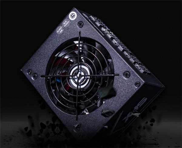 迷你黄金身材！艾湃电竞SFX白金电源上市：850W 1349元