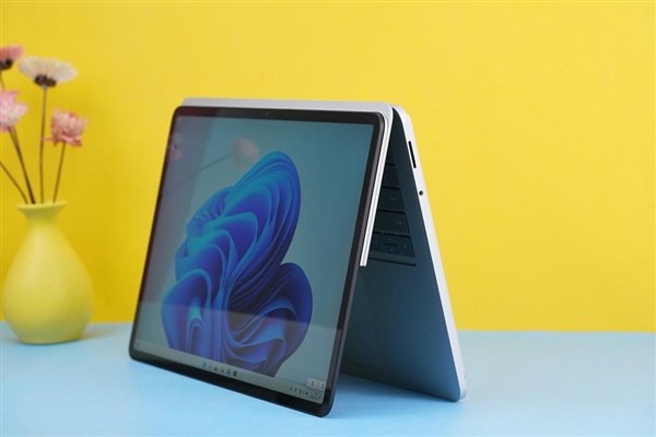 史上最强大Surface！微软Surface Laptop Studio开箱图赏