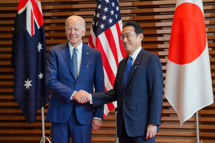 拜登亚洲行 美拢日韩深化三国半导体结盟