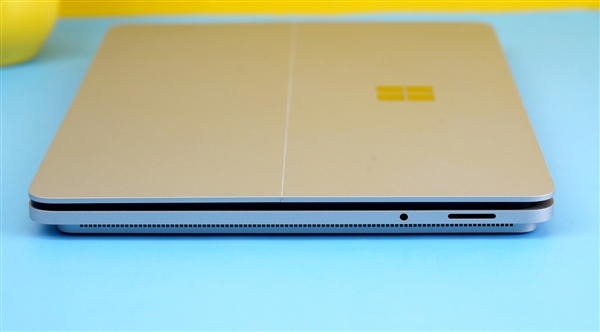 史上最强大Surface！微软Surface Laptop Studio开箱图赏