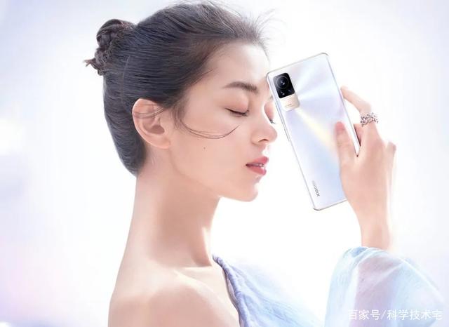 小米、一加发力线下，Civi 1S和一加Ace，谁更有诚意？