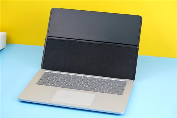 史上最强大Surface！微软Surface Laptop Studio开箱图赏