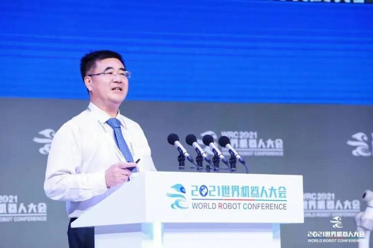 对话清华教授孙富春：智能机器人发展问题要从 “感知” 和 “融知” 两个技术路径深入研究