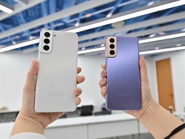 最轻的骁龙888旗舰！三星GalaxyS21系列上手