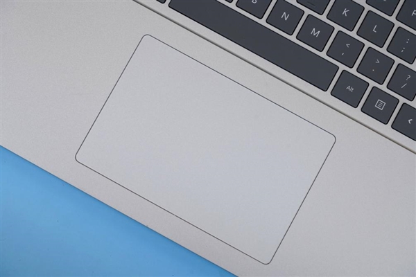 史上最强大Surface！微软Surface Laptop Studio开箱图赏