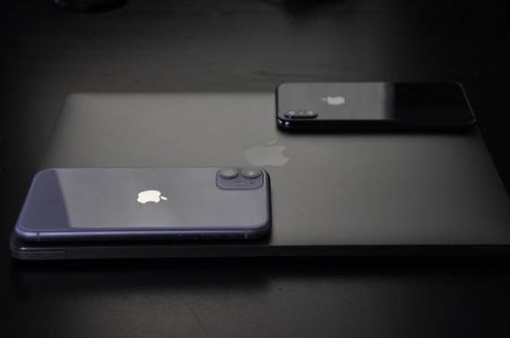 在2021年,苹果iPhone 12是否还值得入手?