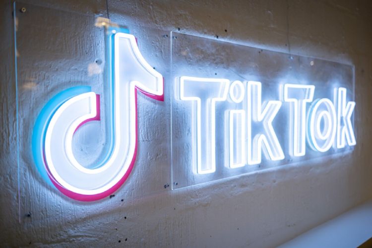 TikTok自我定义「娱乐平台」 与FB核心业务并不同