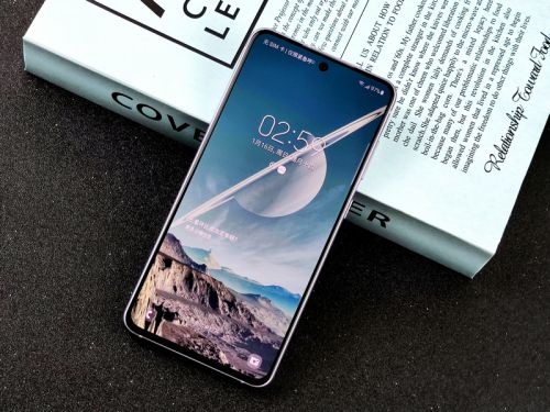 三星Galaxy S21 FE 5G评测：骁龙888加持 业内罕见小尺寸直屏旗舰