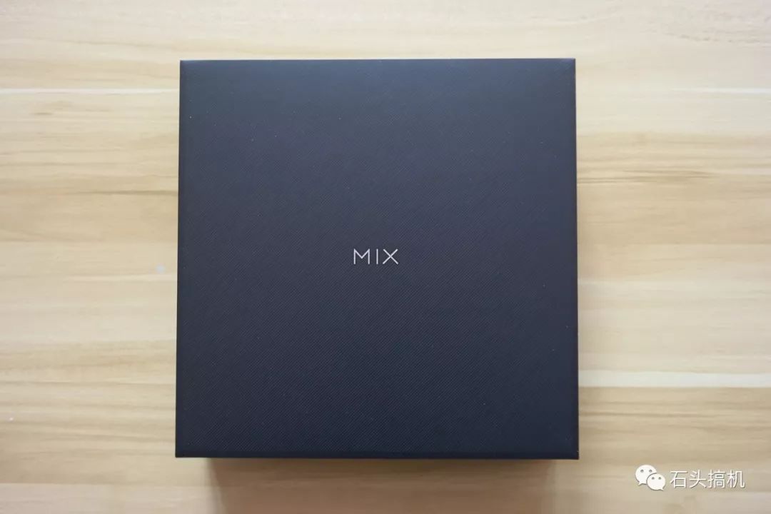 小米真旗舰小米MIX 3开箱评测！滑盖很爽真的会上瘾