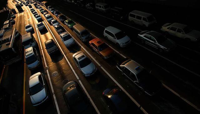 汽车市场回归正增长的道路仍然遥远