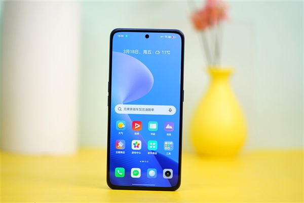 天玑8100只卖1999元！realme GT Neo3开箱图赏
