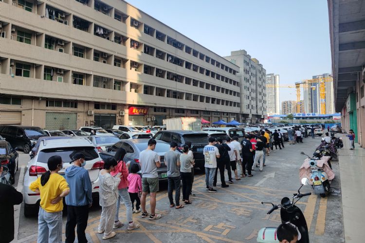 深圳等城市封城影响全球电商平台。法新社