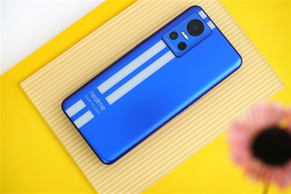 天玑8100只卖1999元！realme GT Neo3开箱图赏