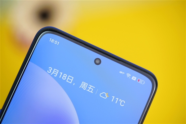 天玑8100只卖1999元！realme GT Neo3开箱图赏