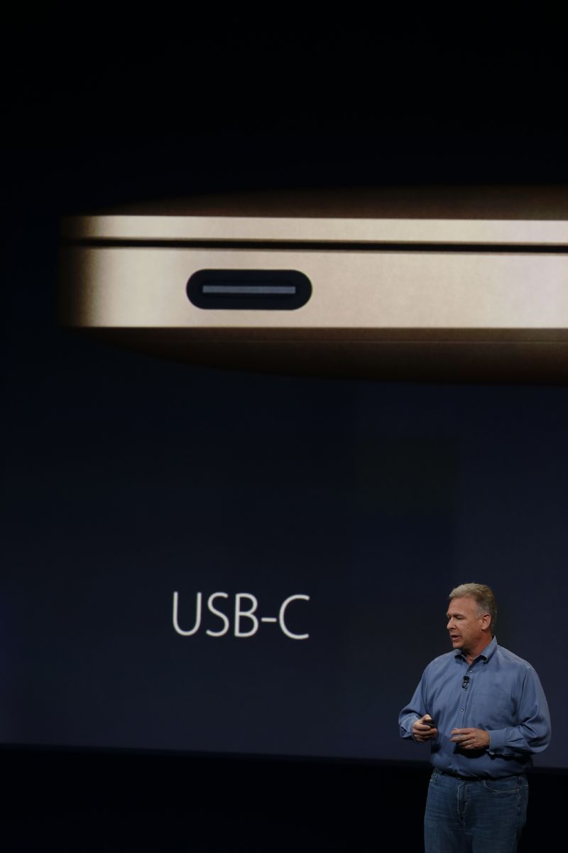 欧盟仍在努力让USB Type-C充电成为携带式装置的标准，并扩及像NB这类运算装置。法新社