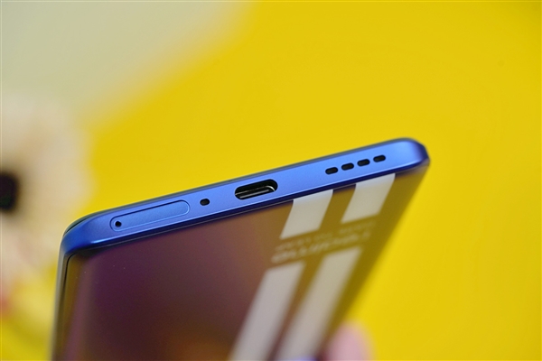 天玑8100只卖1999元！realme GT Neo3开箱图赏