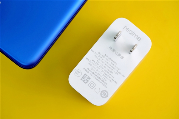 天玑8100只卖1999元！realme GT Neo3开箱图赏