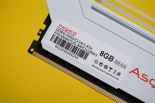 独特气泡RGB柔光！阿斯加特洛基DDR4 3600内存图赏