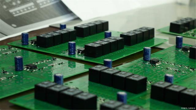 国内首个基于国产指令架构电力专用主控芯片伏羲量产