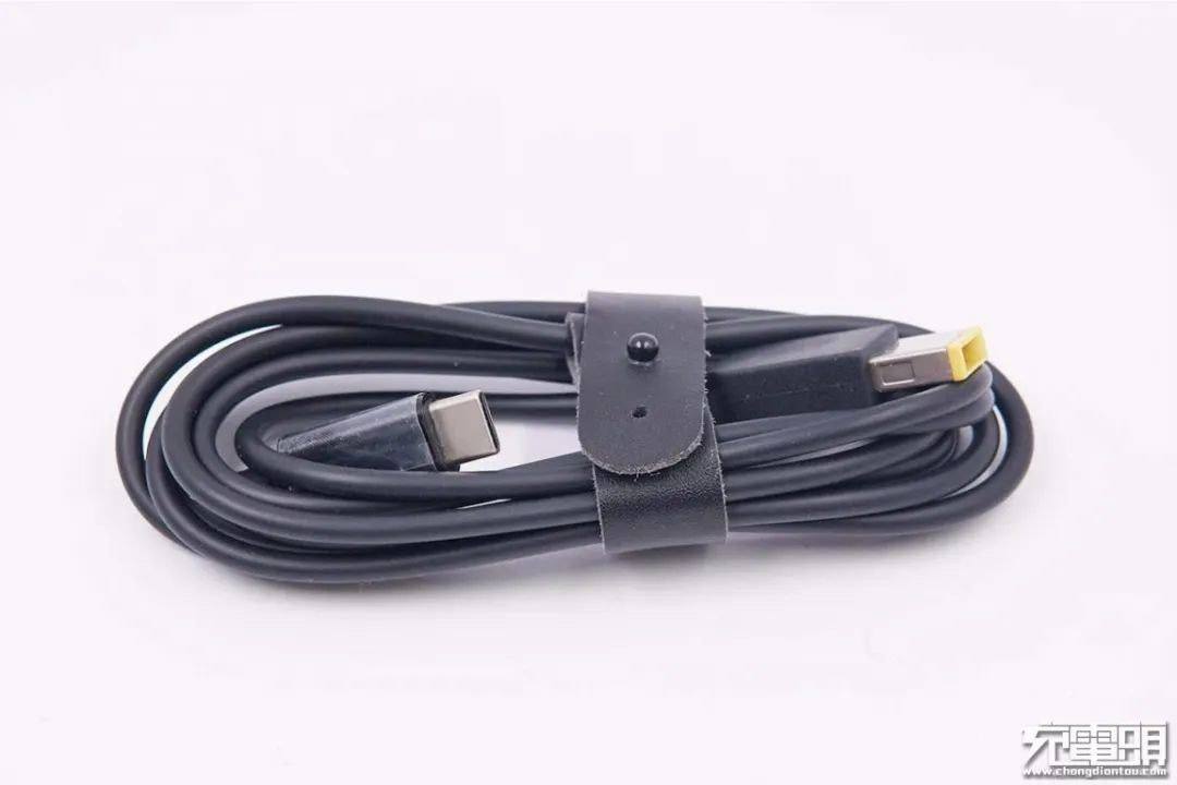 拯救者推出USB-C to 联想方口诱骗线,支持135W私有协议快充-充电头网
