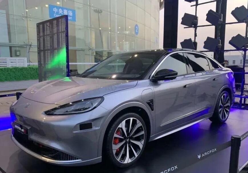 华为 “无”车胜有车：布局七年，或成行业颠覆者