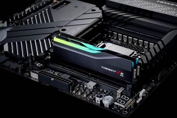 频率8888MHz！DDR5内存新世界纪录诞生：时序爆炸