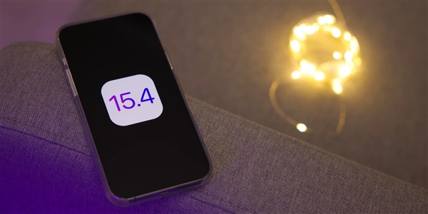 iOS 15.4新增“男妈妈”等表情符号引争议：网友吵翻 剥夺女性的人性？