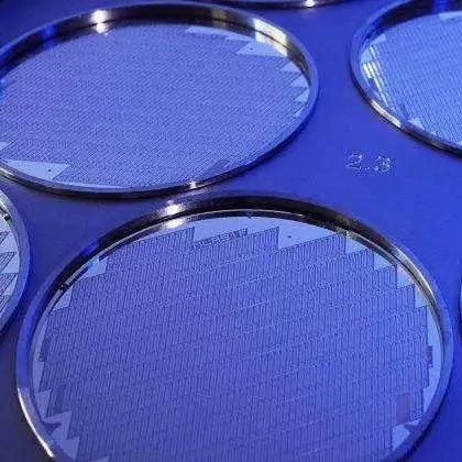 2021年全球硅晶圆出货量和收入均创历史记录