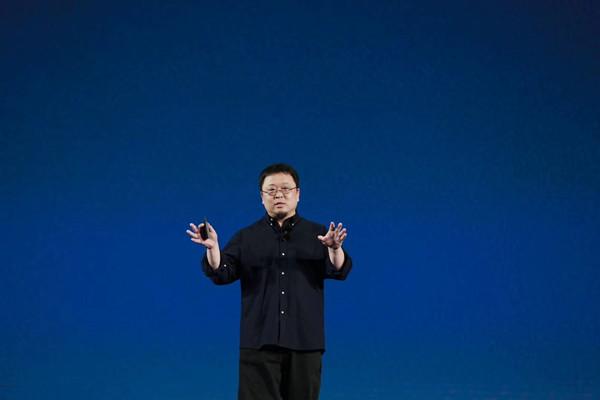 锤子又双叒叕传来坏消息，但罗永浩还没找到接盘方