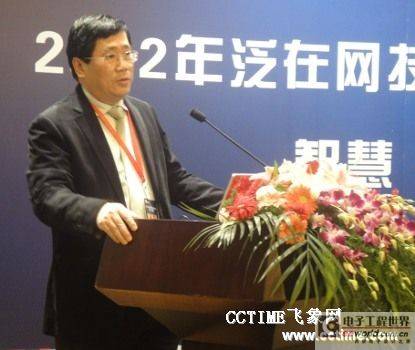 后4G面临更大容量需求和频谱短缺的矛盾