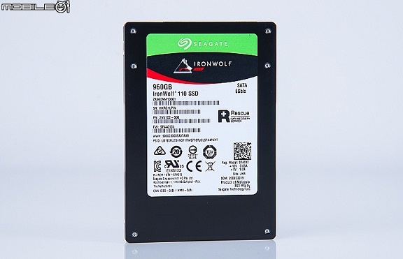 Seagate IronWolf 110 SSD固态硬盘实测 断电保护设计更安心