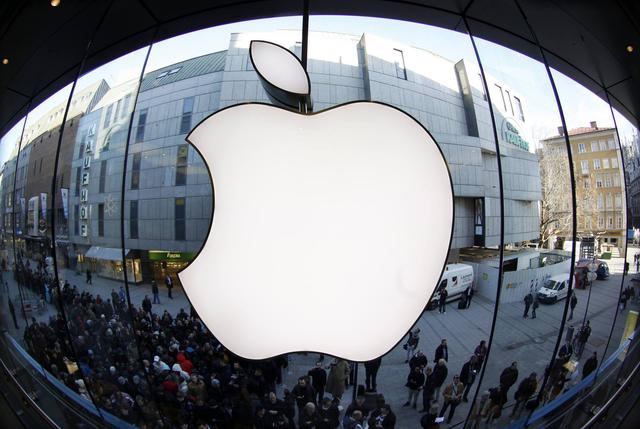 时隔5年，苹果公司终于对iPhone信号问题下手了，自研5G基带芯片