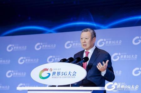 中国联通董事长王晓初