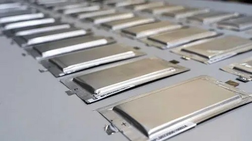 关于全固态电池到底的闪光点以及不足解析