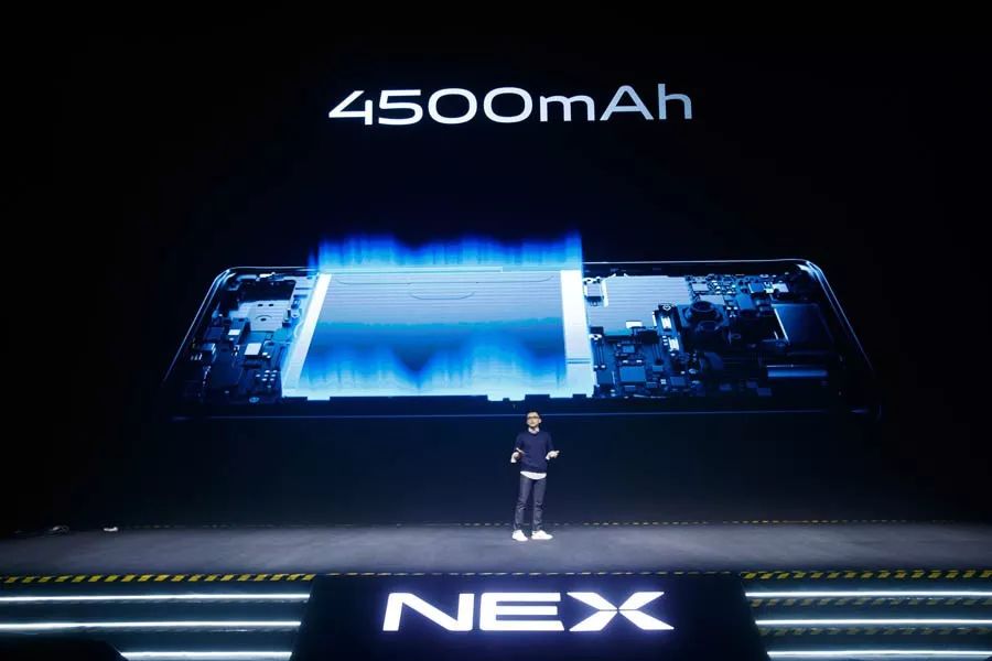 又一款5G智慧旗舰：创新科技定义未来无界之美