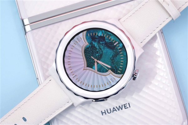 纯白精致圆表！最美华为智能手表WATCH GT 3 Pro陶瓷版图赏
