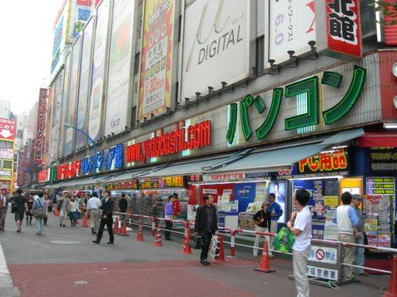 日本电子帝国的衰落：从iPhone占领日本说起