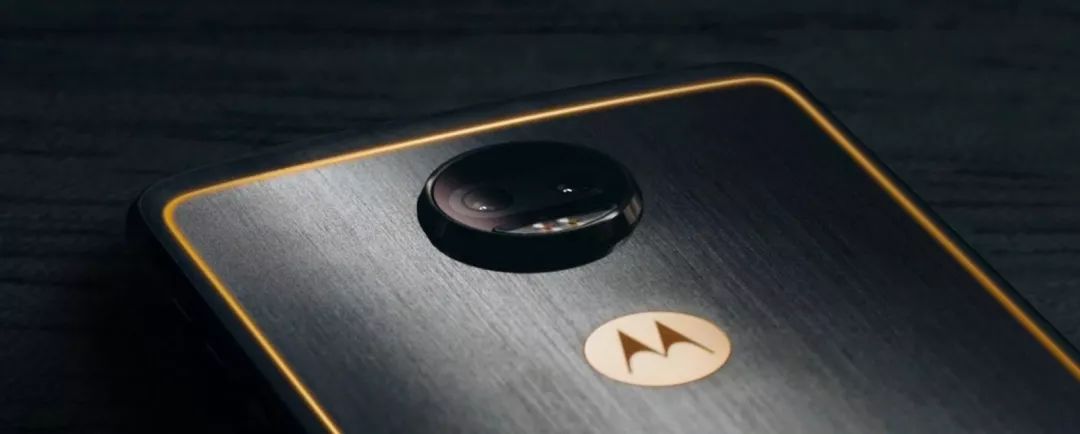 联想5G手机“奥丁”曝光：搭载骁龙8150，会是迟到的Moto4吗？