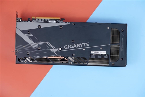 A卡性能巅峰！技嘉RX 6950 XT GAMING OC 16G显卡图赏