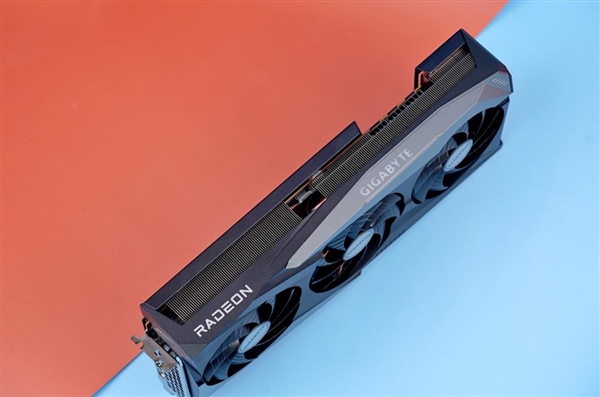 A卡性能巅峰！技嘉RX 6950 XT GAMING OC 16G显卡图赏