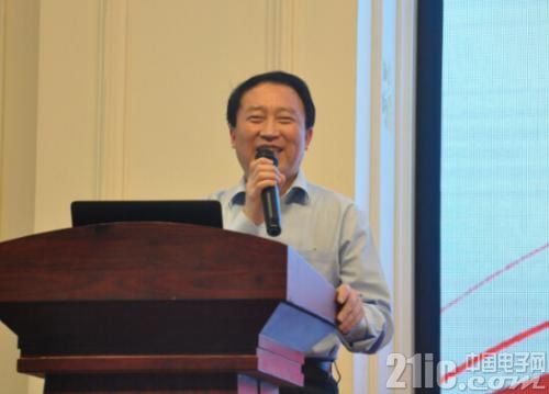 CHIMA安徽主委颜雨春教授发表致辞